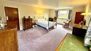 Photo 17- click for photo gallery